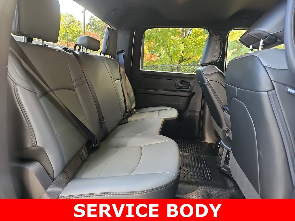 Used 2024 RAM 2500 Tradesman w/ Chrome Appearance Group image 11