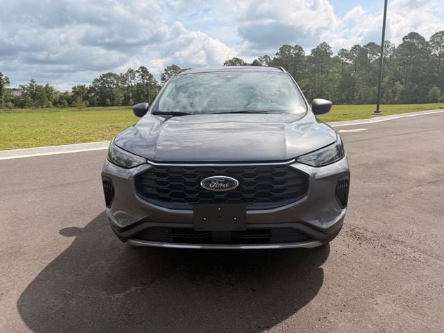 Used 2025 Ford Escape ST-Line AWD/4WD image 14