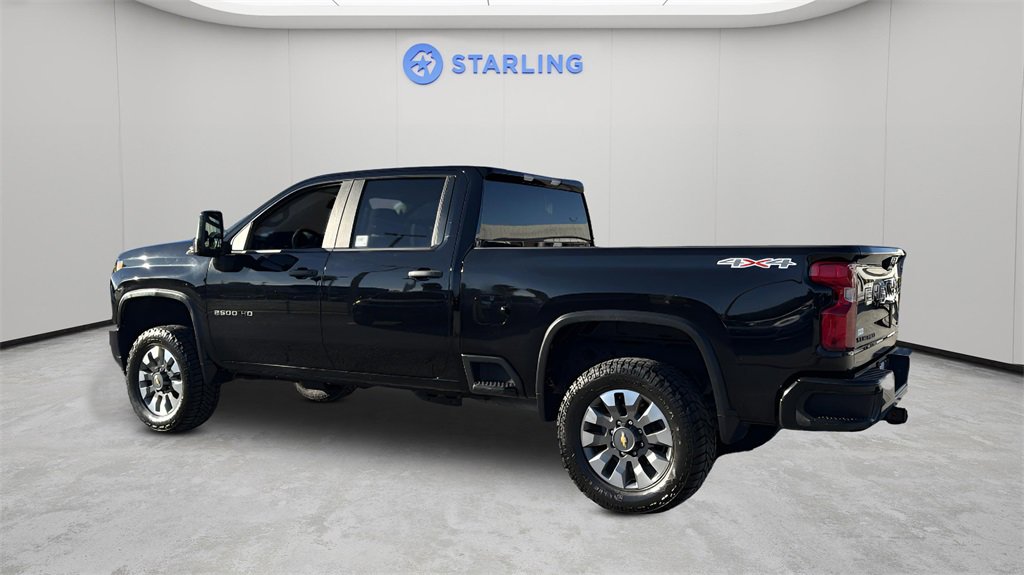 Used 2023 Chevrolet Silverado 2500 Custom w/ Custom Convenience Package image 4