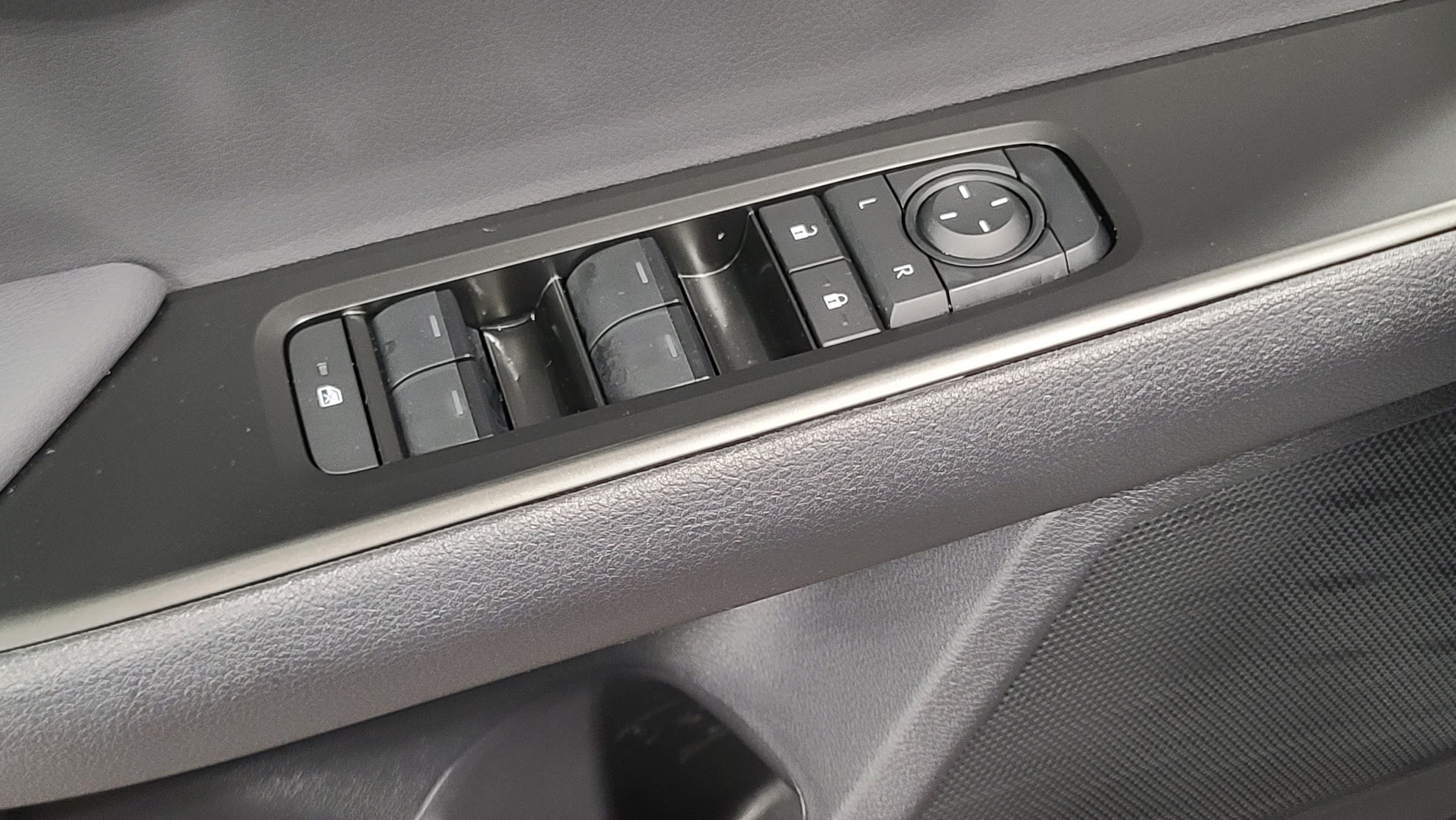 New 2026 Lexus UX 300h AWD image 16