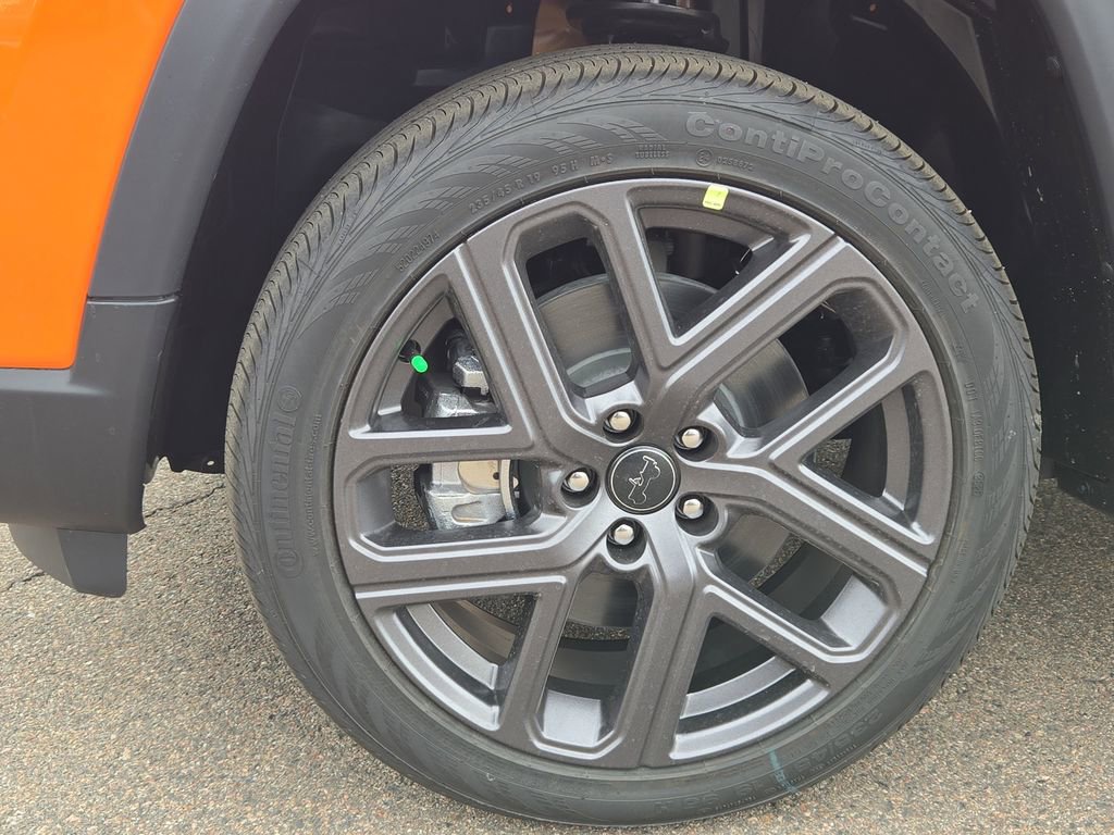 New 2026 Jeep Compass Limited w/ Sun, Sound & Navigation Group image 7