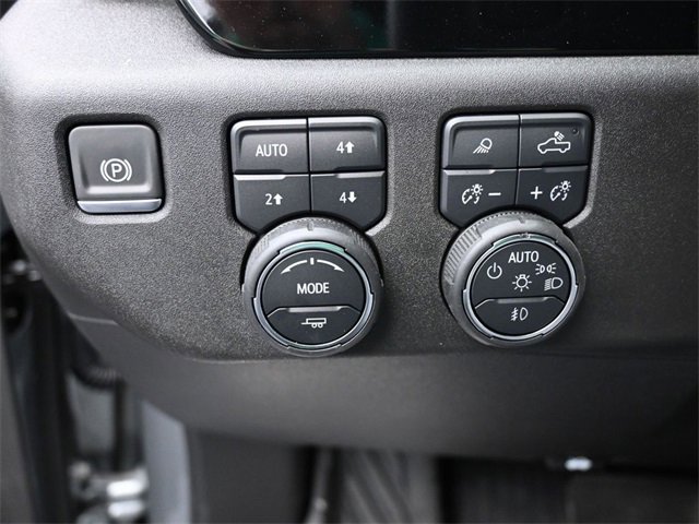 Used 2025 Chevrolet Silverado 2500 LT w/ Texas Edition image 21