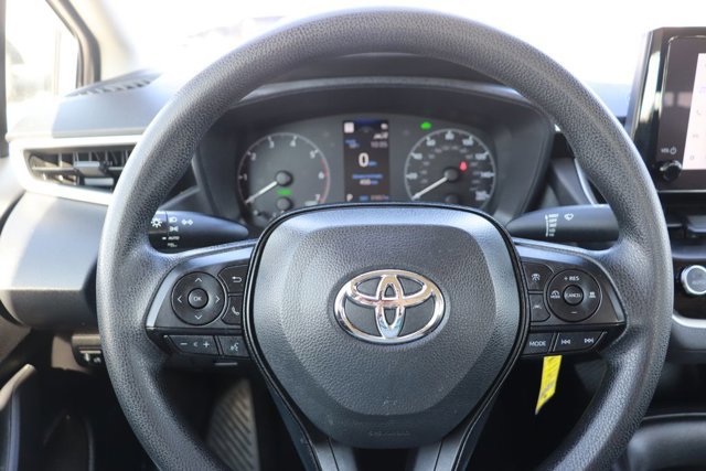 Used 2025 Toyota Corolla LE image 17