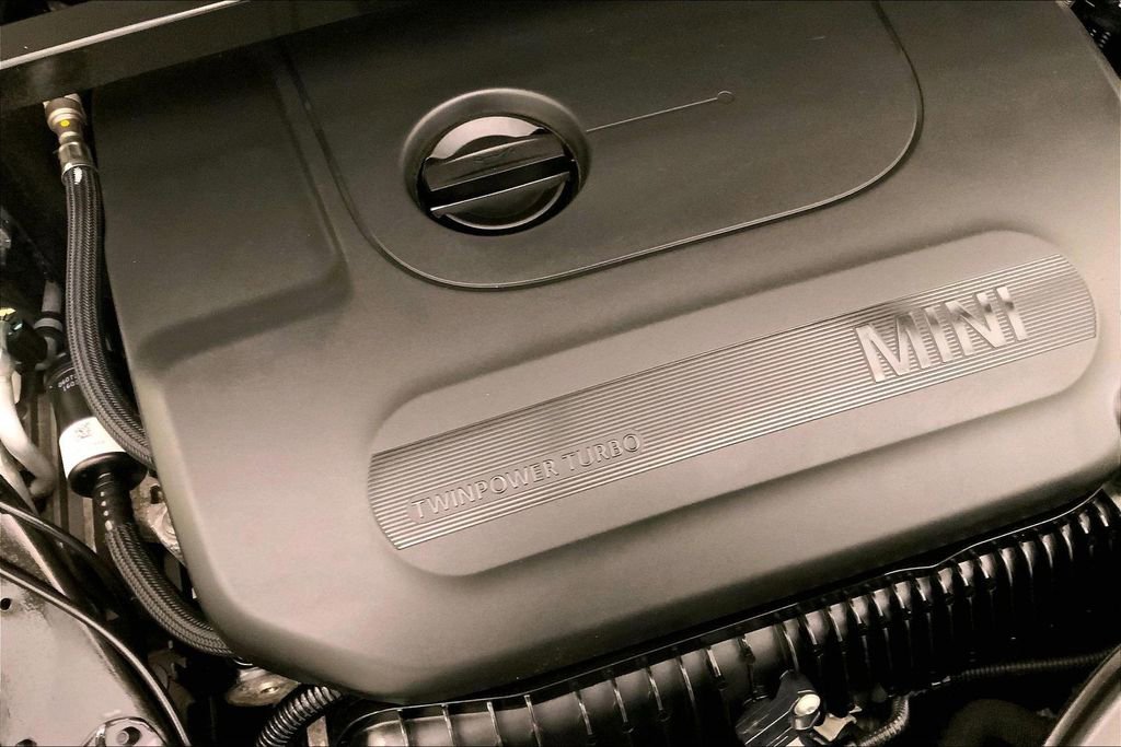 Certified 2024 MINI Cooper Countryman S w/ Signature Upholstery Package AWD/4WD image 31