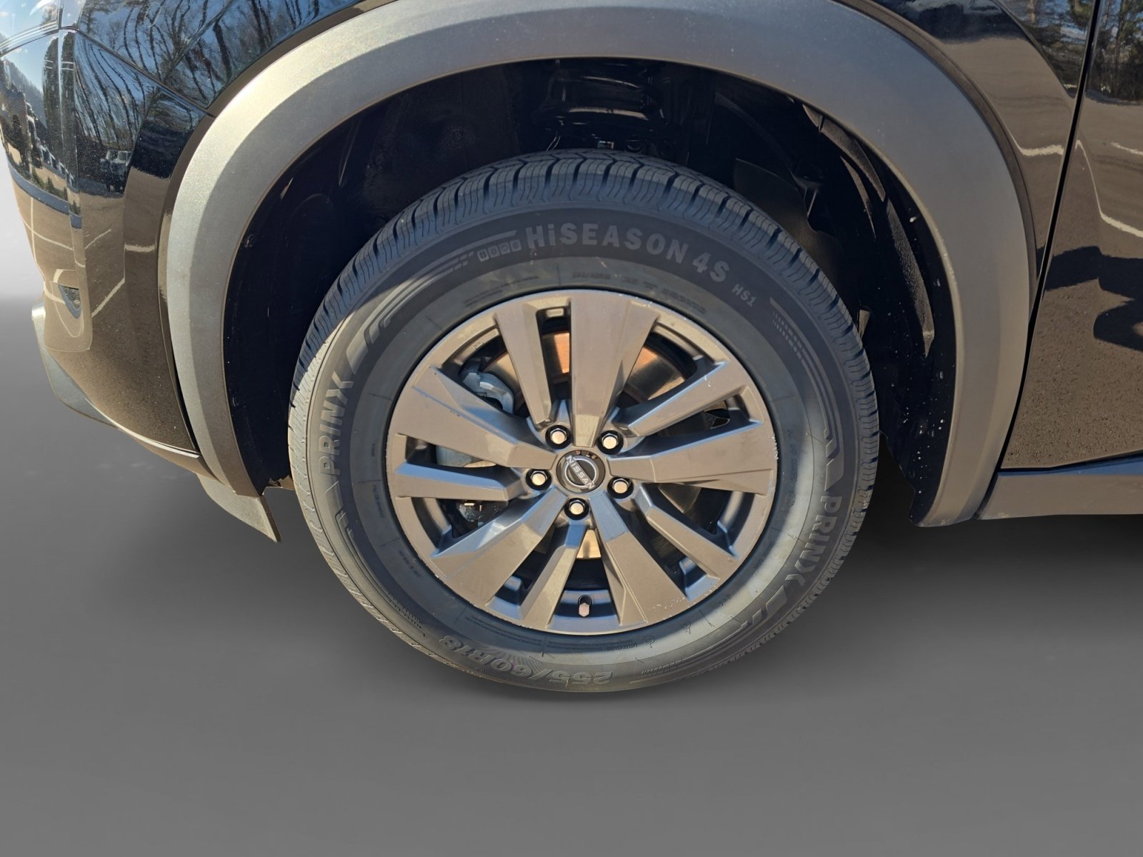 Used 2024 Nissan Pathfinder SV image 9