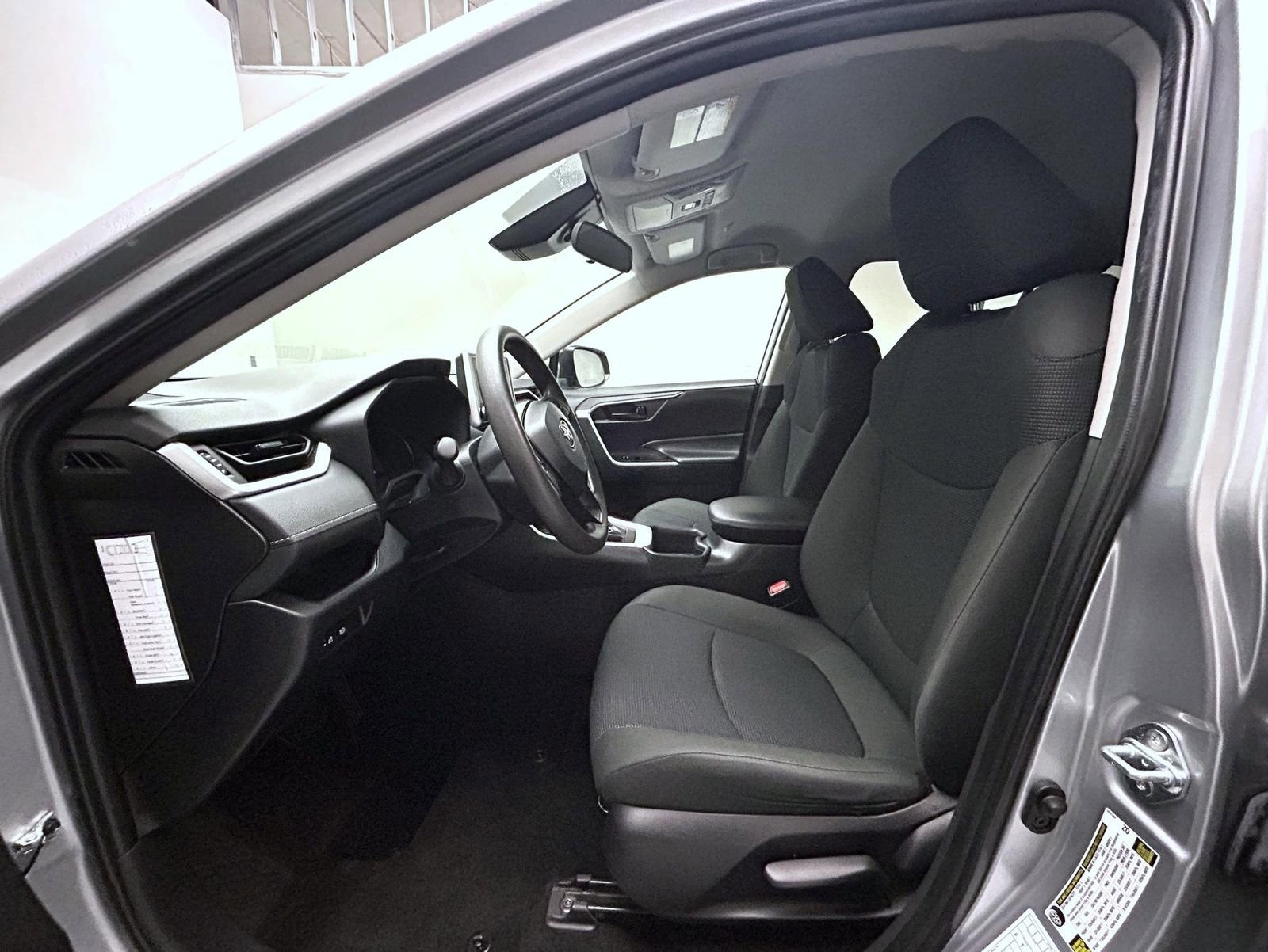 Used 2024 Toyota RAV4 LE image 10