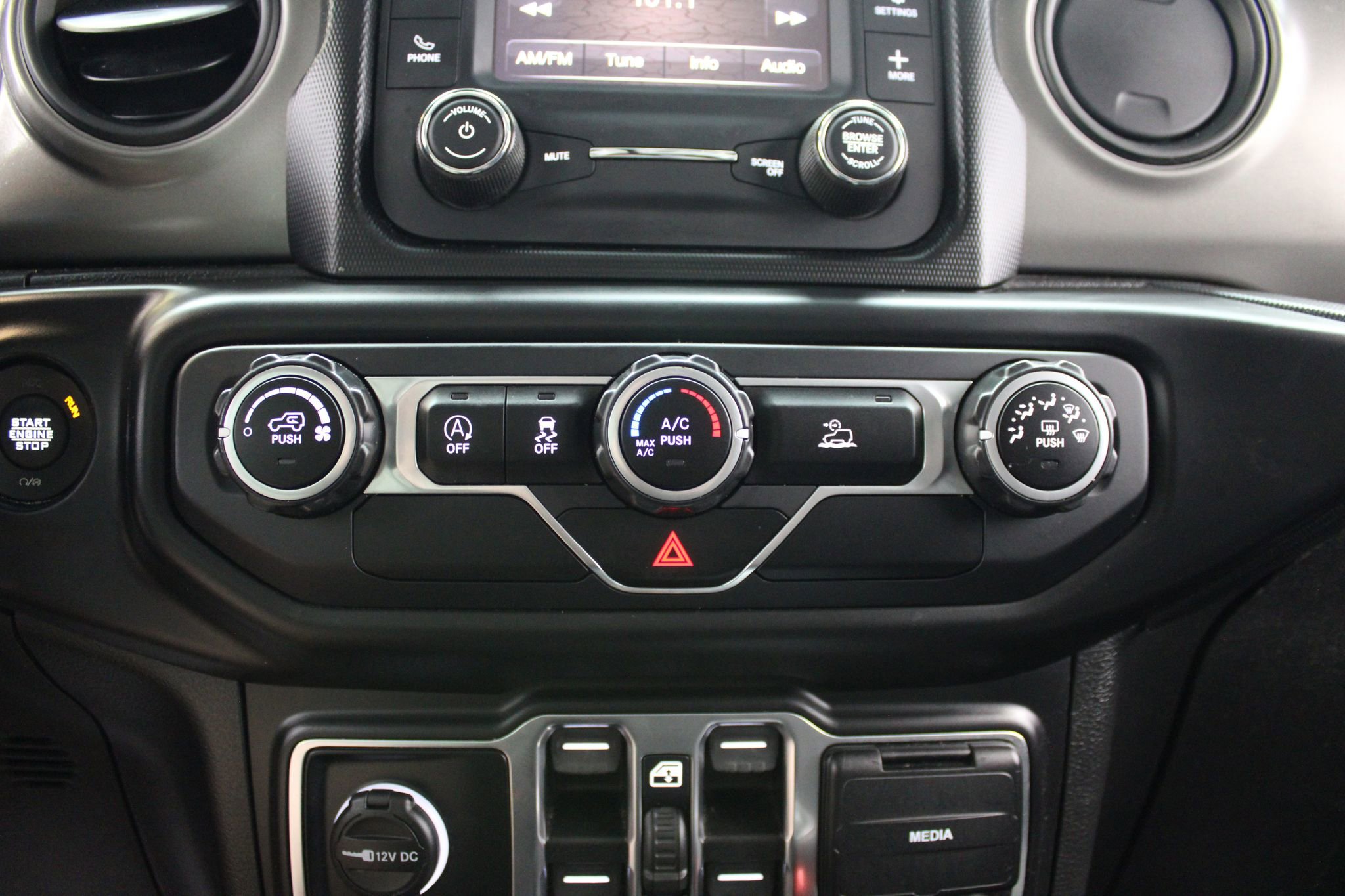 Used 2021 Jeep Wrangler Unlimited Sport image 40