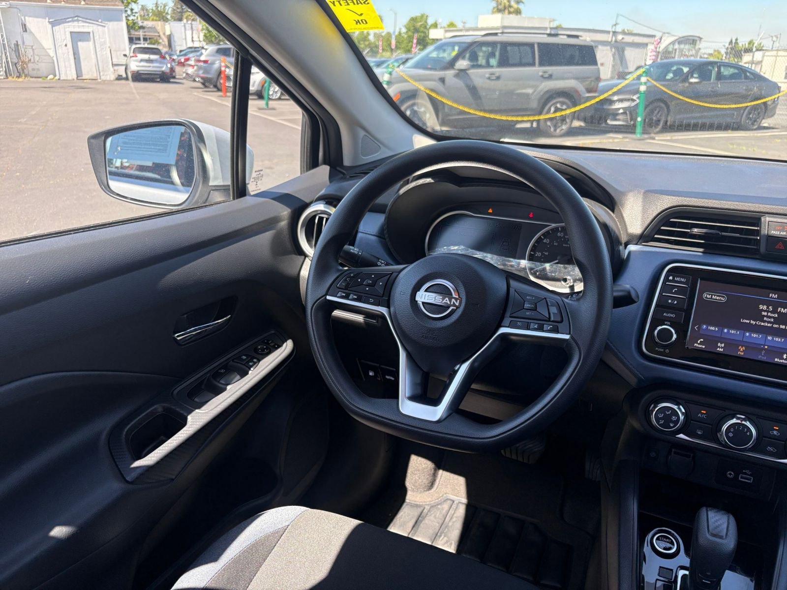 Used 2025 Nissan Versa SV image 32