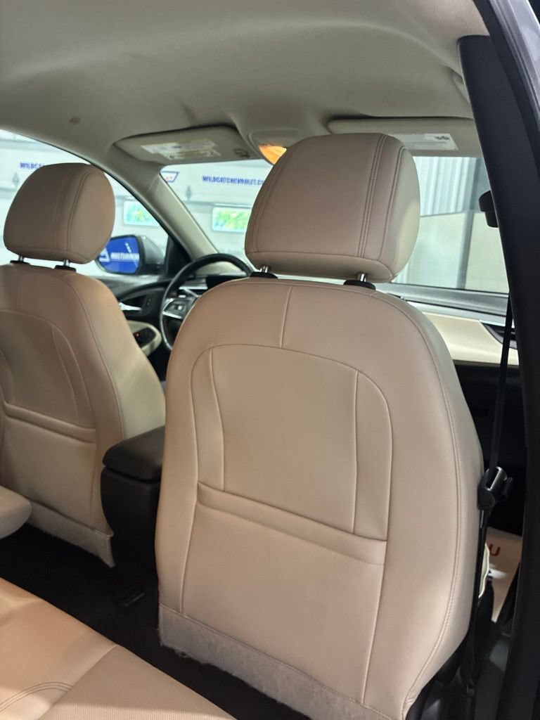 Used 2024 Buick Encore GX Sport Touring FWD image 37