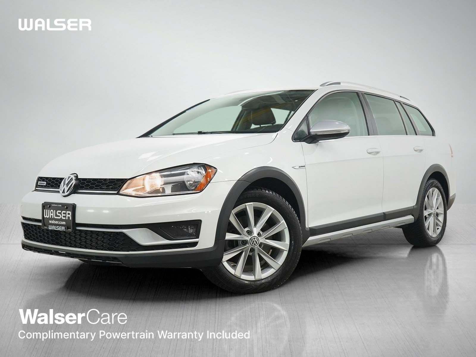 Used 2017 Volkswagen Golf Alltrack SE AWD/4WD image 1