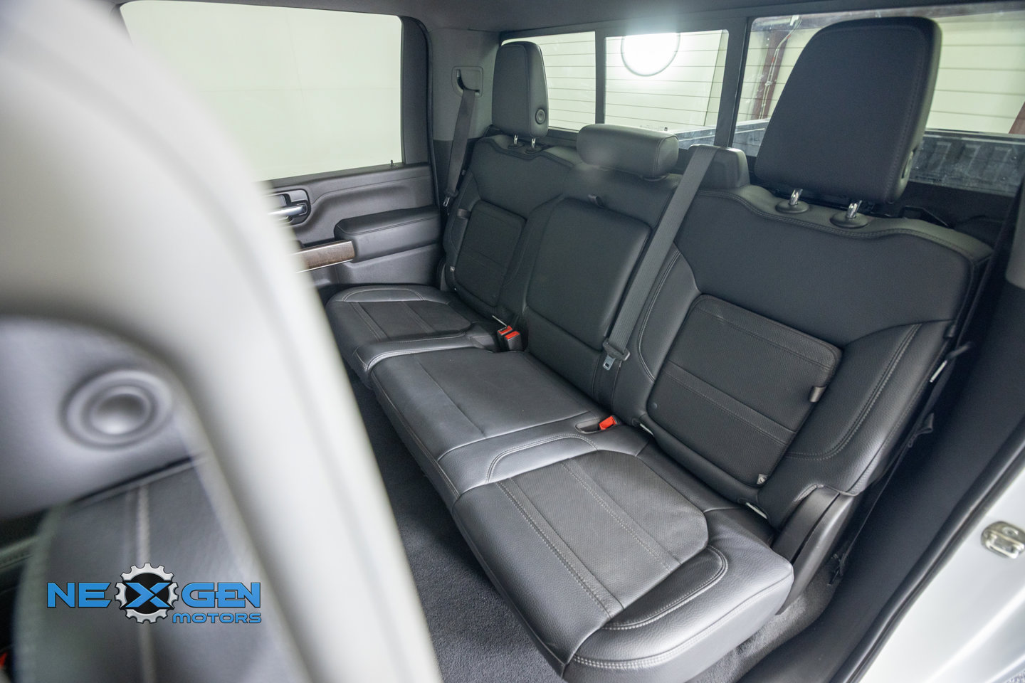 Used 2022 GMC Sierra 3500 Denali w/ Technology Package AWD/4WD image 36