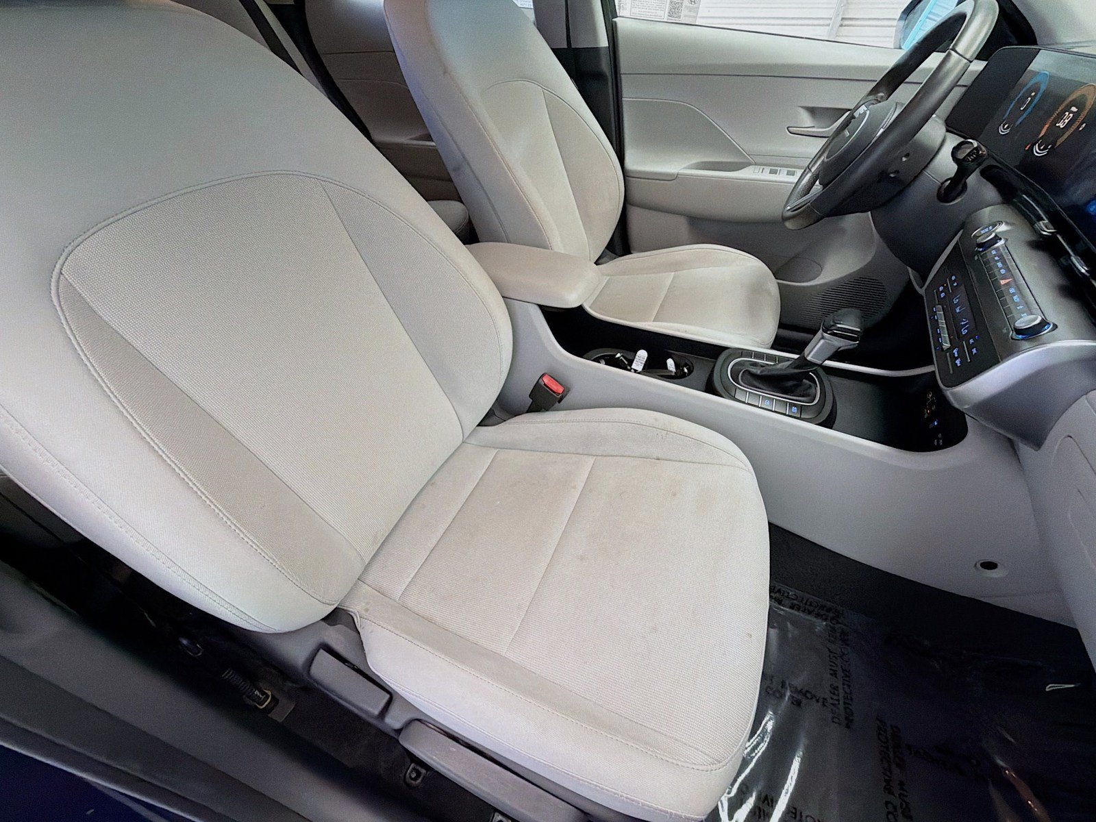Used 2024 Hyundai Kona SEL FWD image 15
