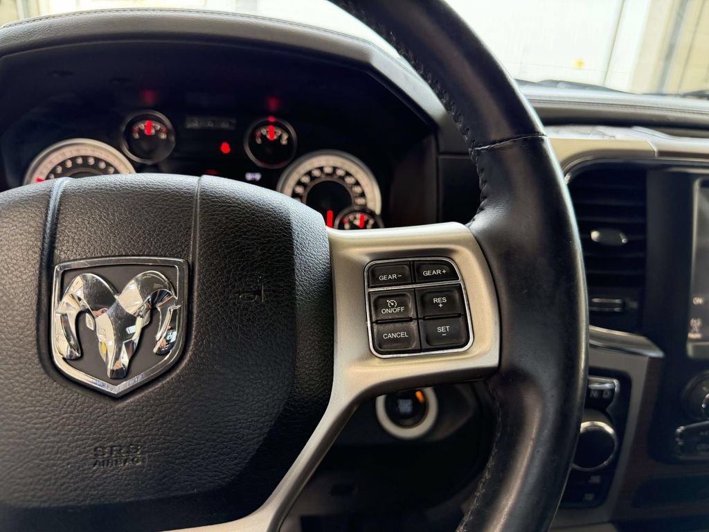 Used 2017 RAM 1500 Laramie AWD/4WD image 21