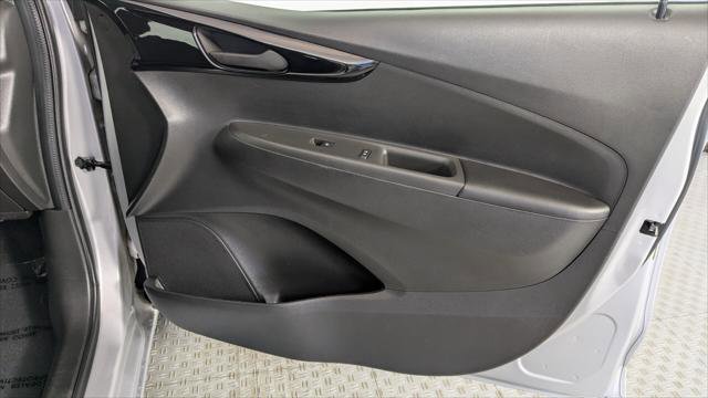 Used 2021 Chevrolet Spark LT image 22