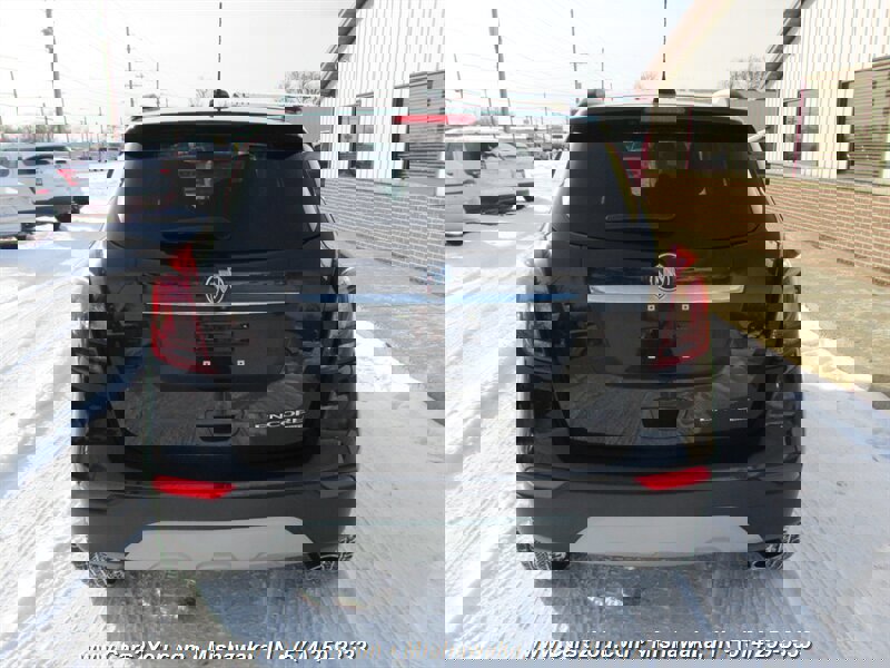 Used 2021 Buick Encore Preferred image 5