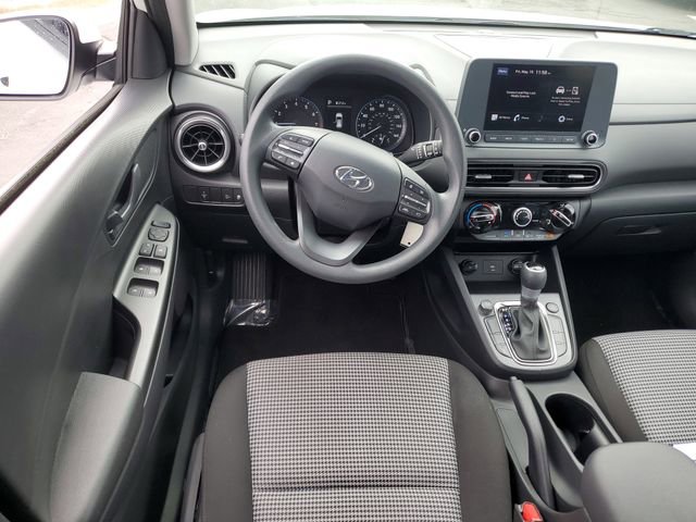 Used 2023 Hyundai Kona SE w/ Cargo Package AWD/4WD image 11