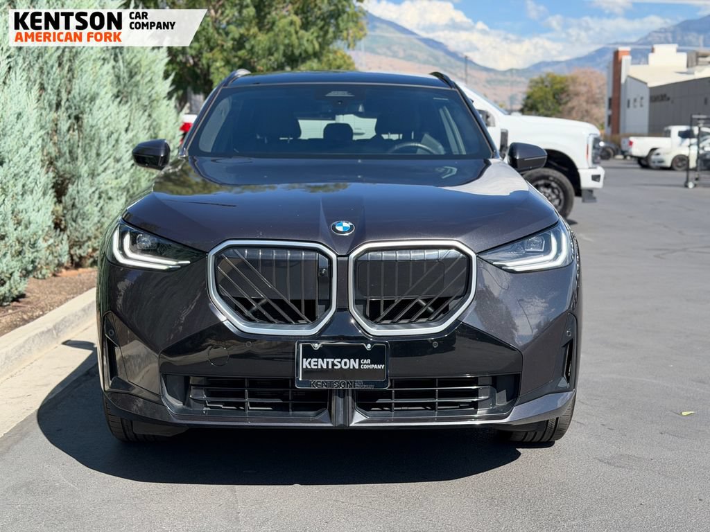 Used 2025 BMW X3 xDrive30i w/ Premium Package AWD/4WD image 2