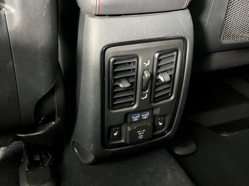 Used 2025 Dodge Durango R/T AWD/4WD image 27