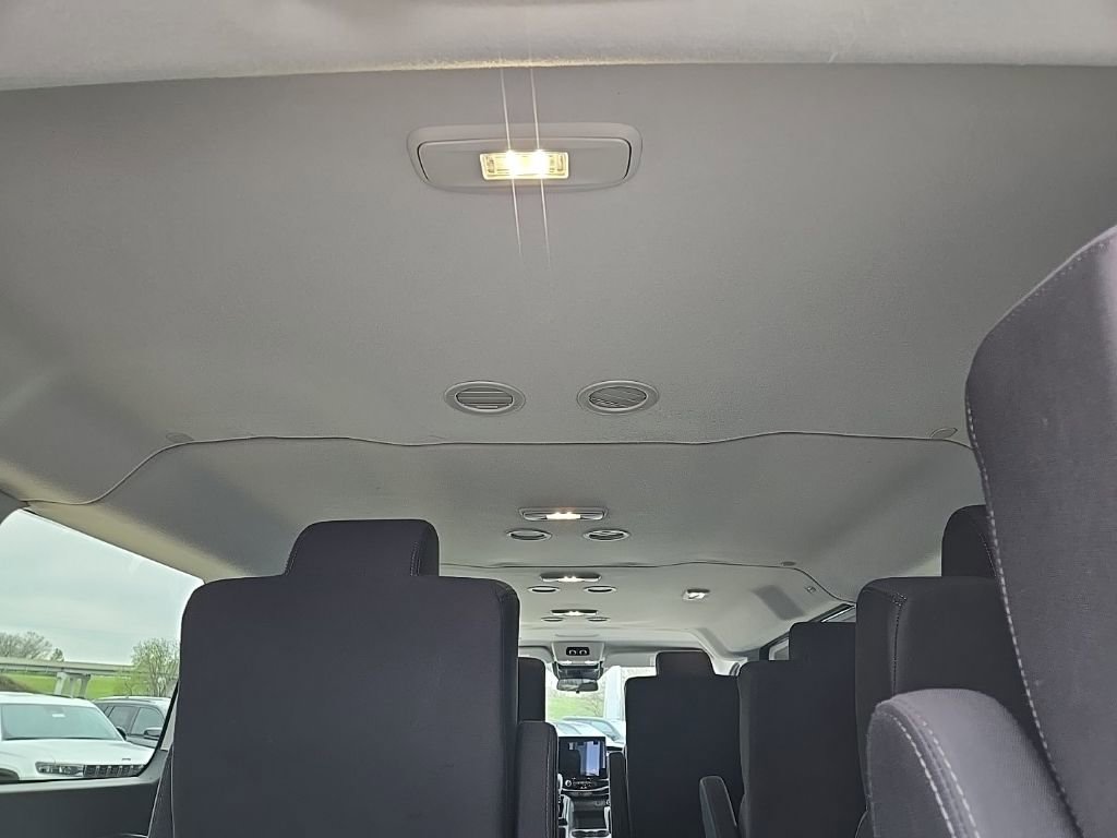 Used 2023 Ford Transit 350 XLT RWD image 98