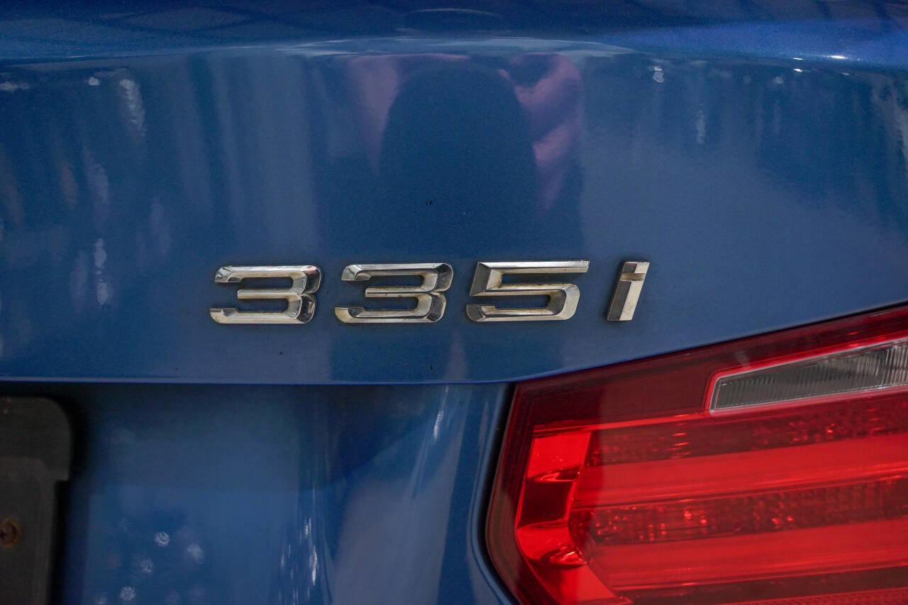 Used 2013 BMW 335i xDrive Sedan AWD/4WD image 24