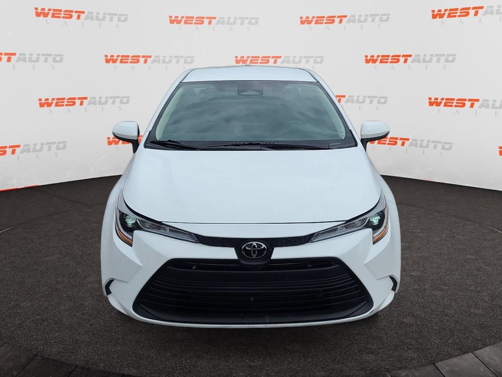 Used 2024 Toyota Corolla LE FWD image 8