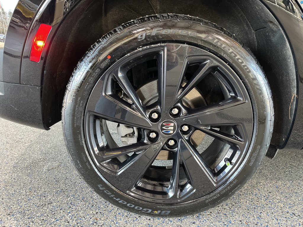 Used 2025 Buick Envision Sport Touring image 33