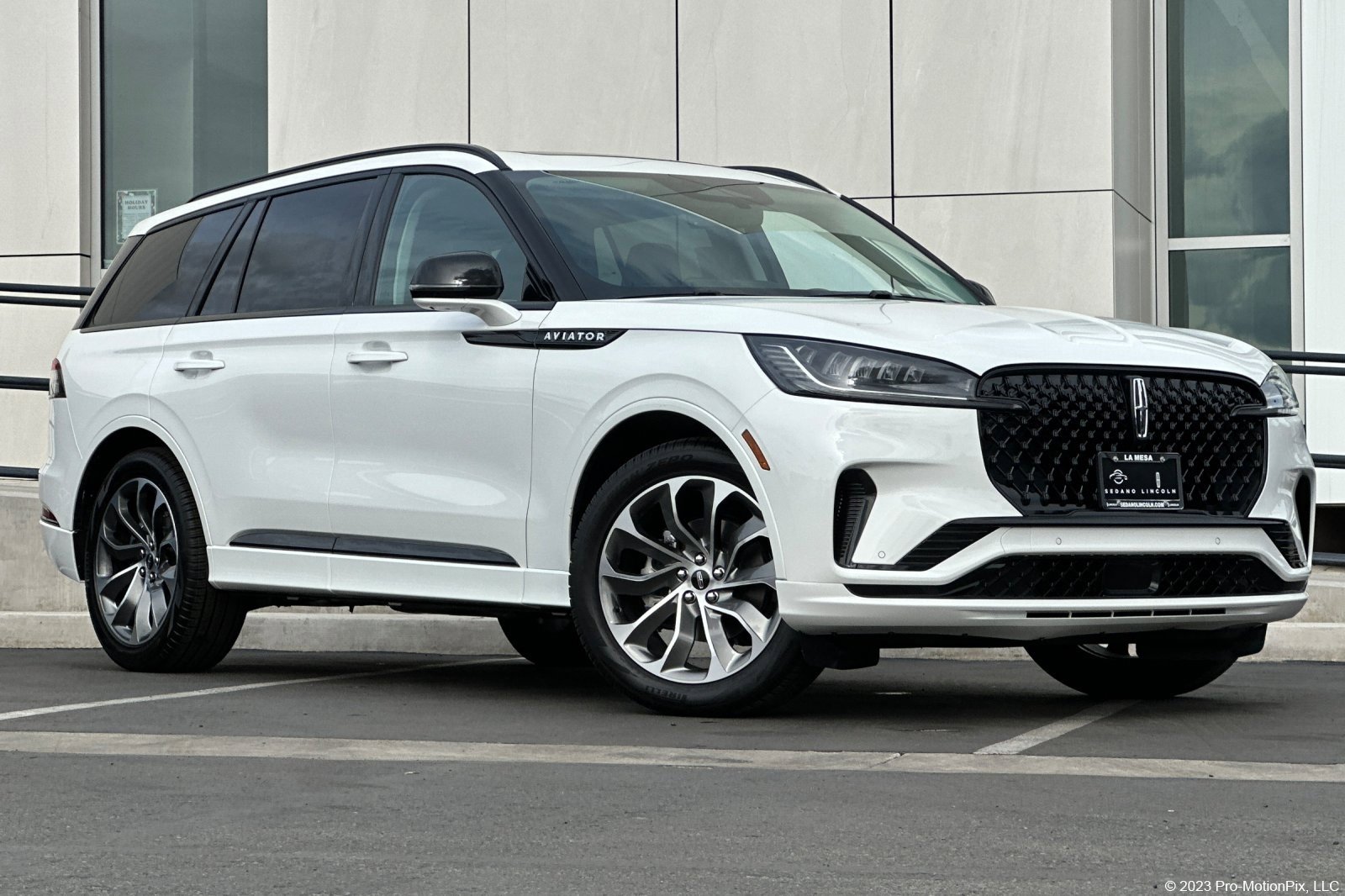 New 2026 Lincoln Aviator Premiere w/ Jet Appearance Package