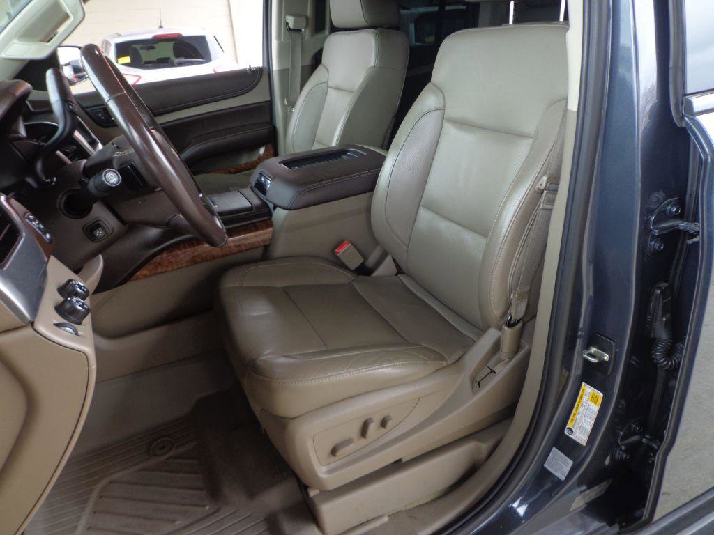 Used 2015 Chevrolet Suburban LTZ image 14
