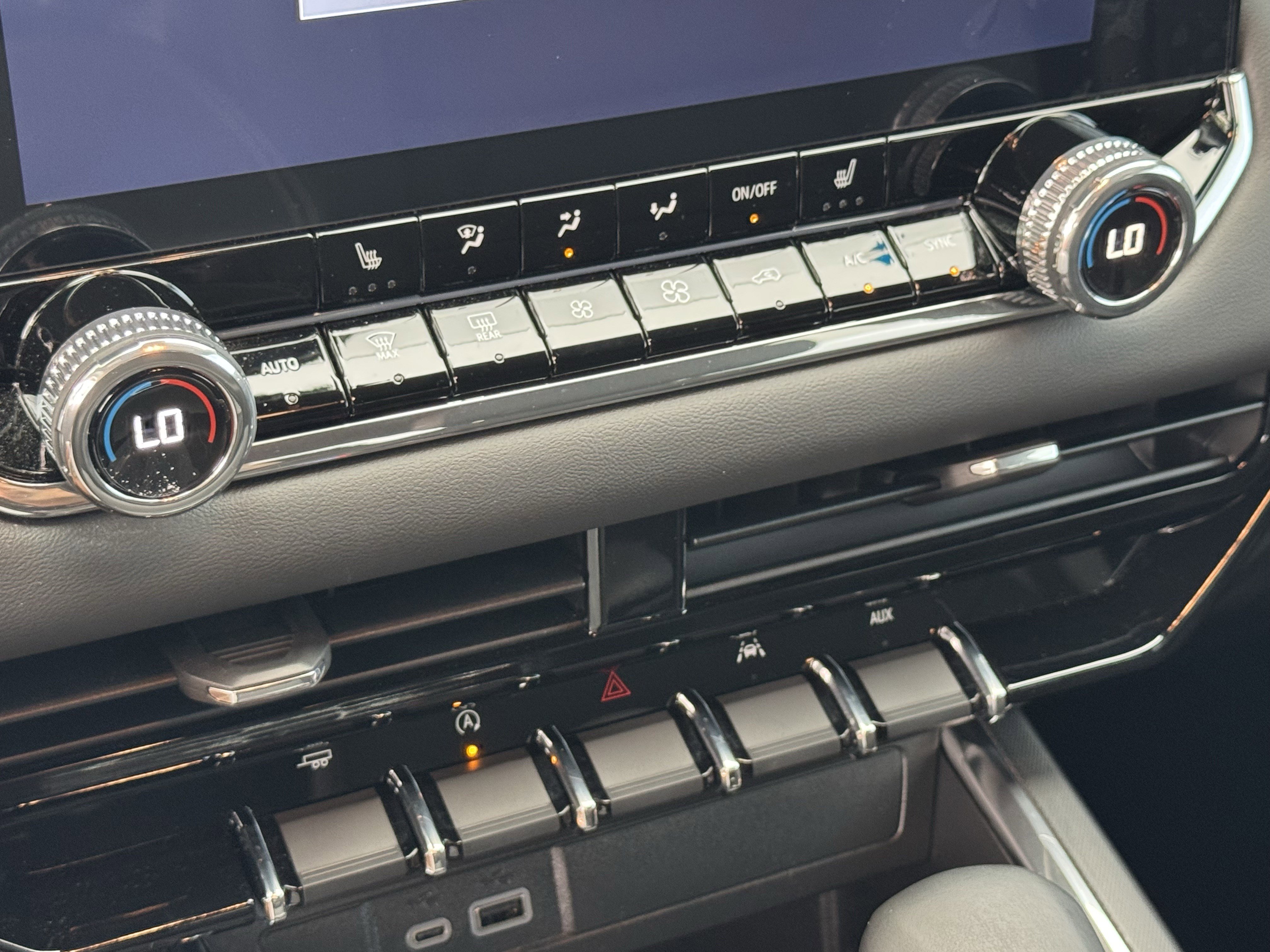 Used 2025 GMC Canyon Elevation w/ Convenience Package image 21