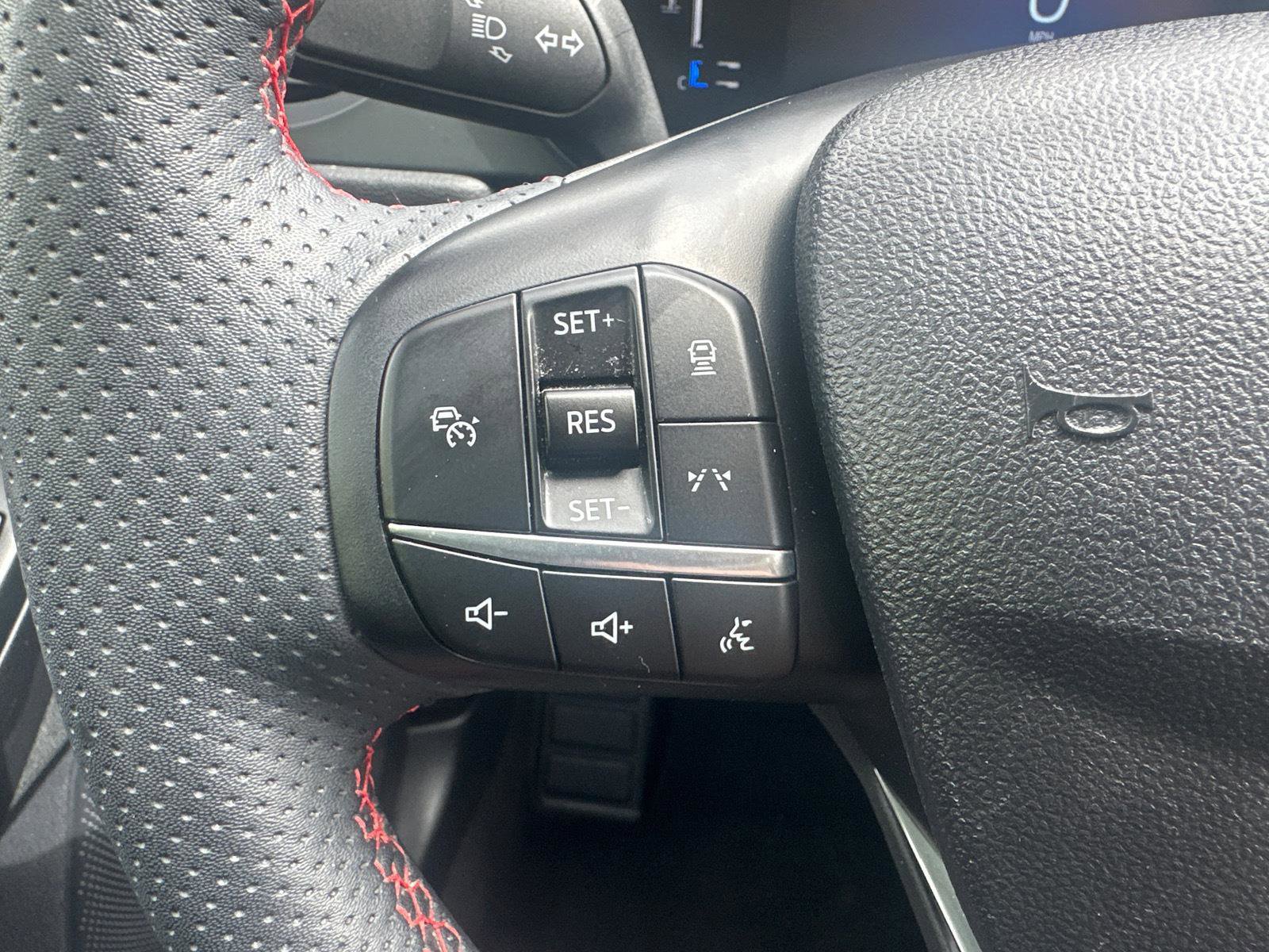 Used 2023 Ford Escape ST-Line w/ Tech Pack #1 FWD image 20