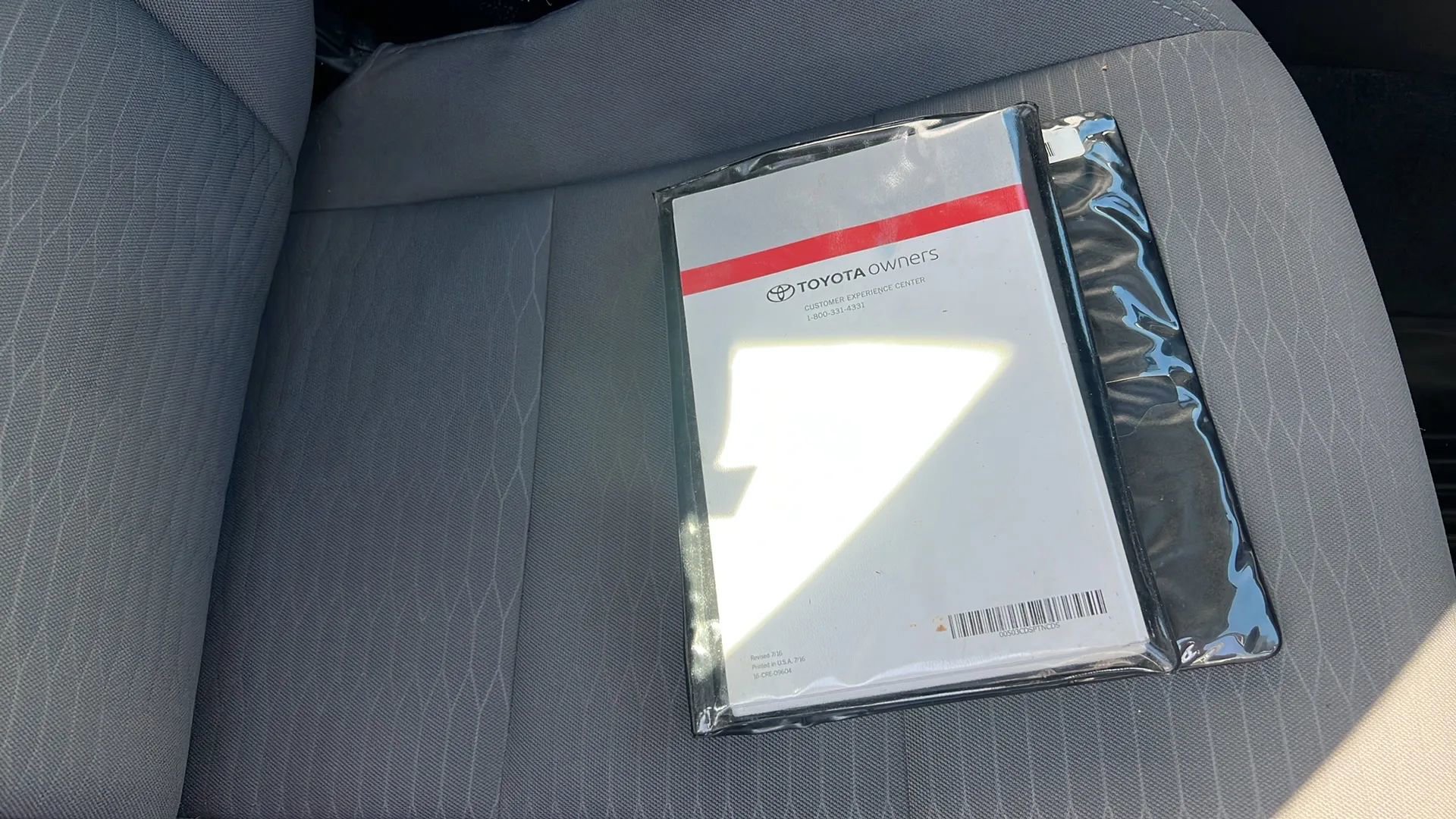 Used 2017 Toyota Tacoma SR image 18