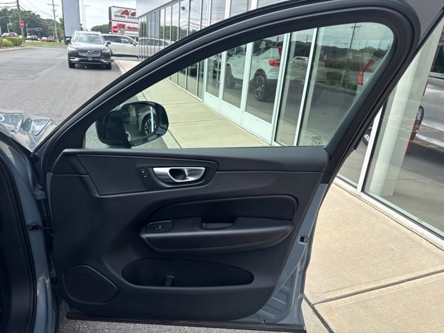 Certified 2024 Volvo XC60 B5 Core w/ Protection Package Premier AWD/4WD image 14