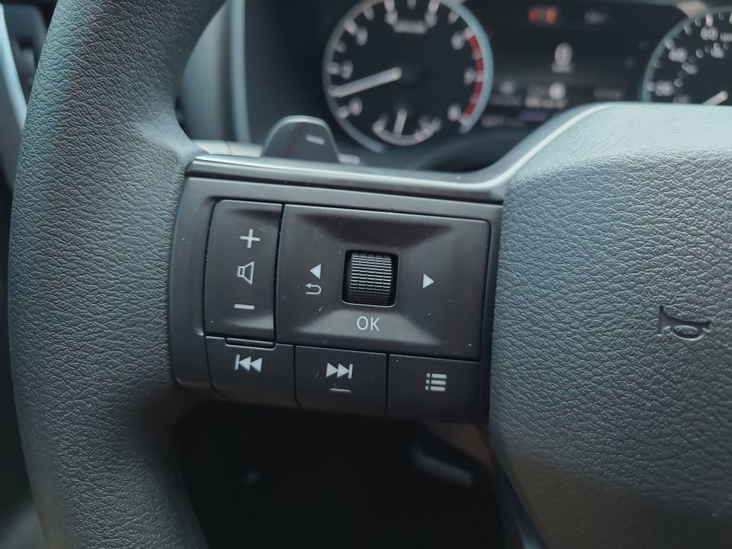 Certified 2026 Nissan Rogue S FWD image 25