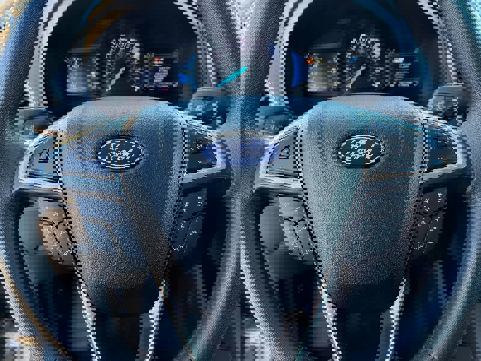 Used 2022 Ford Edge Titanium image 15