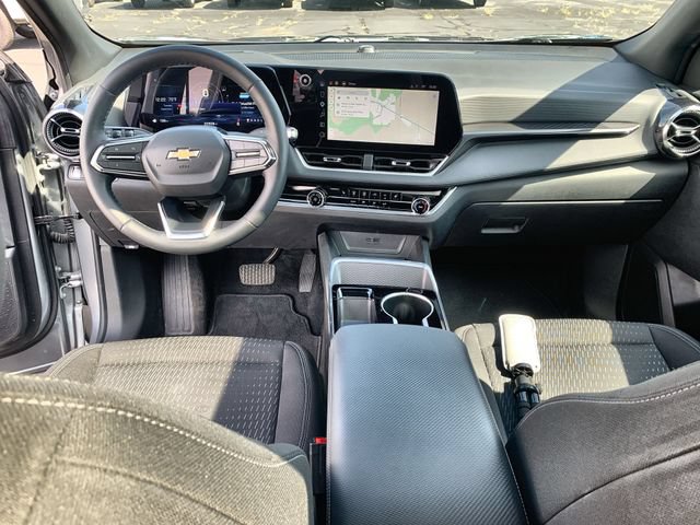 Used 2025 Chevrolet Equinox LT w/ Safety and Technology Package FWD image 21