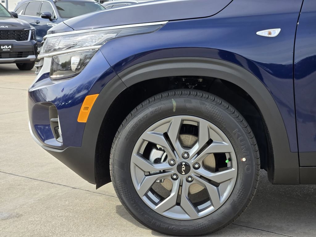 New 2026 Kia Seltos LX image 5