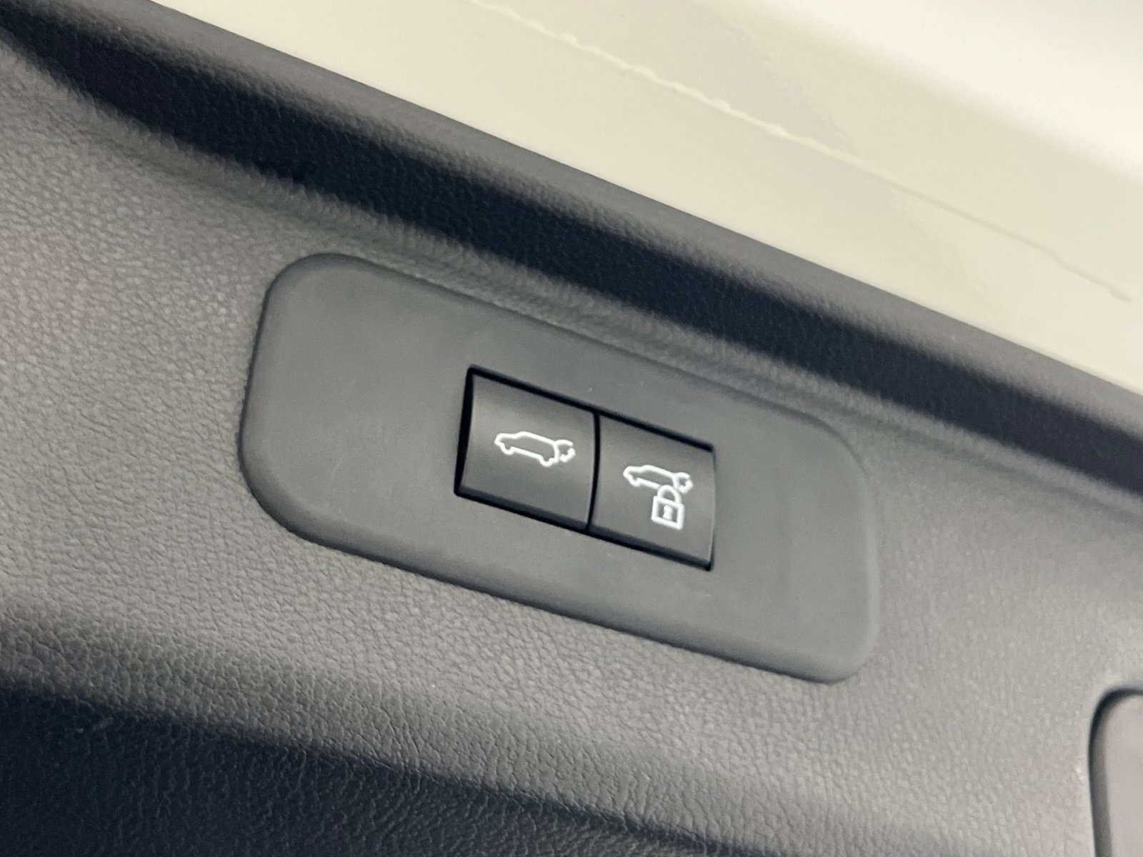 Used 2025 Toyota Grand Highlander Limited image 28