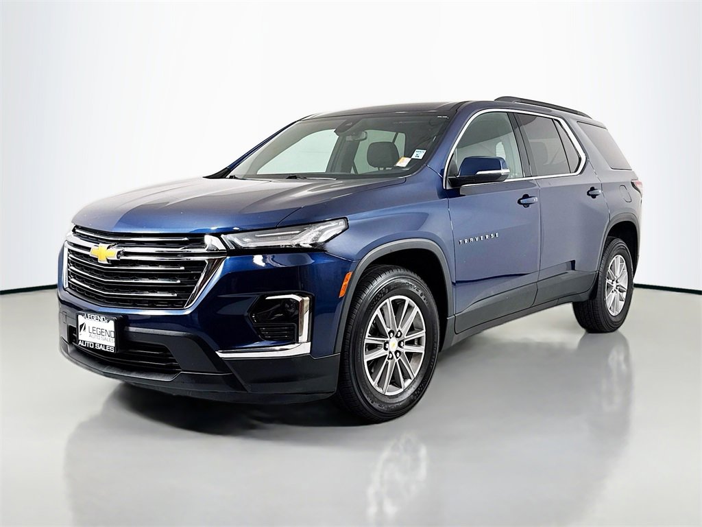 Used 2022 Chevrolet Traverse LT