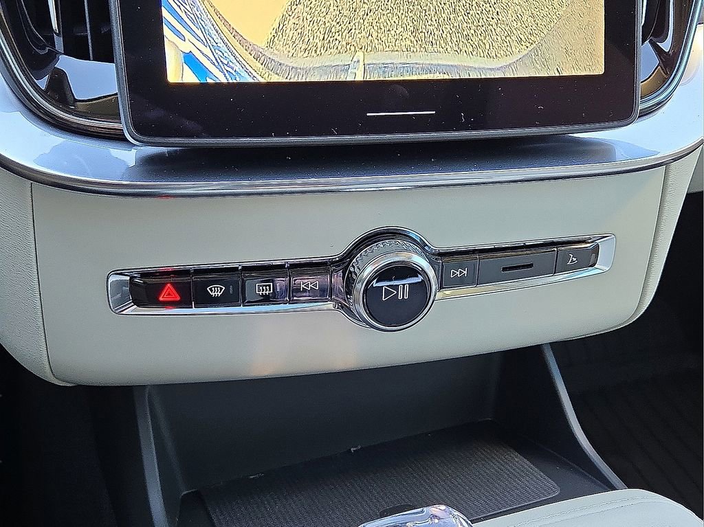 New 2026 Volvo XC90 B6 Ultra w/ Protection Package Premier AWD/4WD image 28