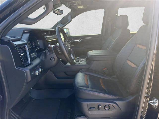 Used 2025 GMC Sierra 1500 AT4 w/ AT4 Premium Package AWD/4WD image 11