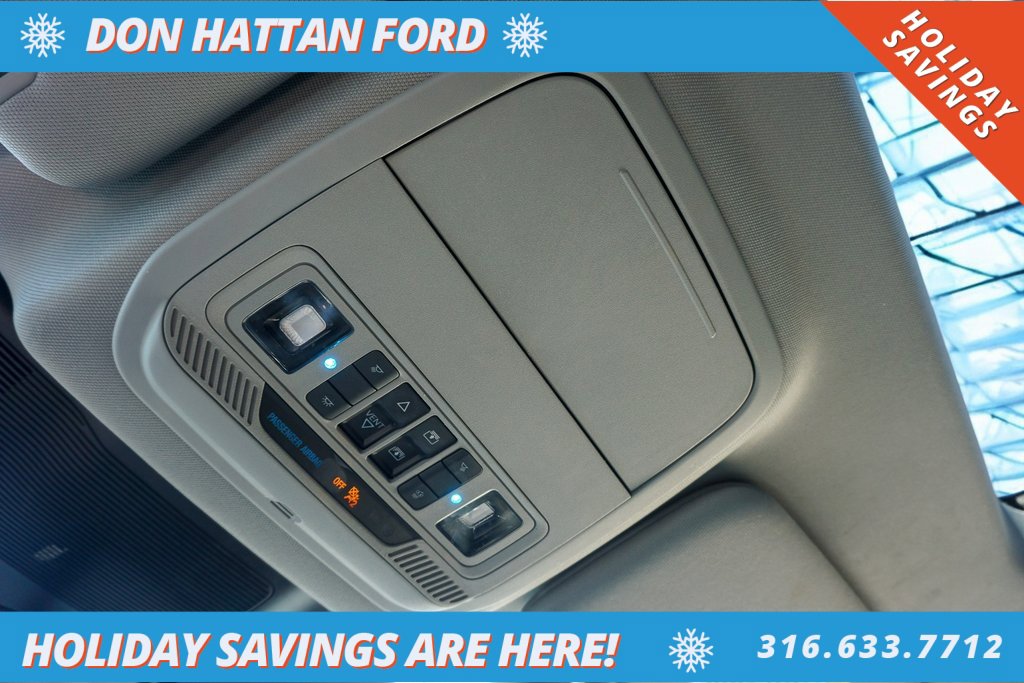 Used 2022 Ford Explorer XLT w/ Equipment Group 202A image 14