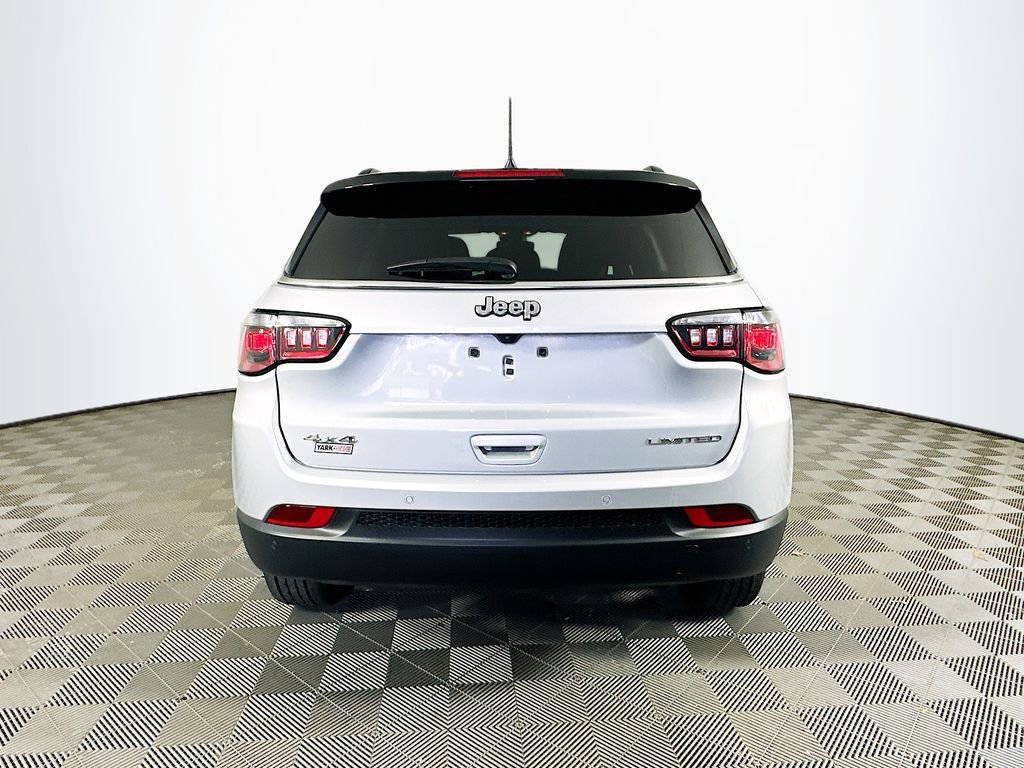 Used 2025 Jeep Compass Limited AWD/4WD image 9