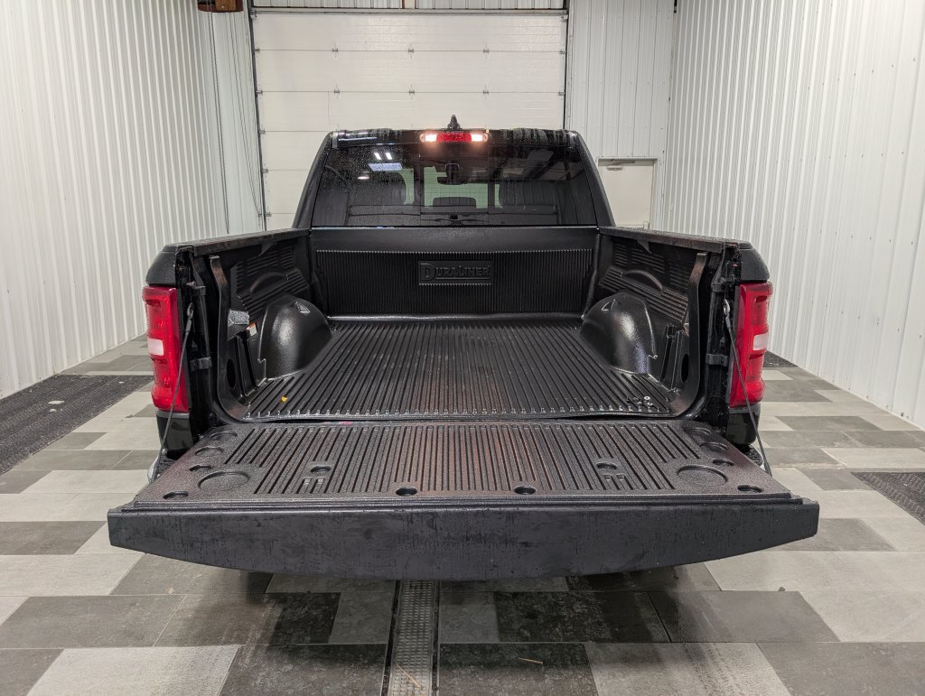 Used 2026 RAM 1500 Laramie AWD/4WD image 25