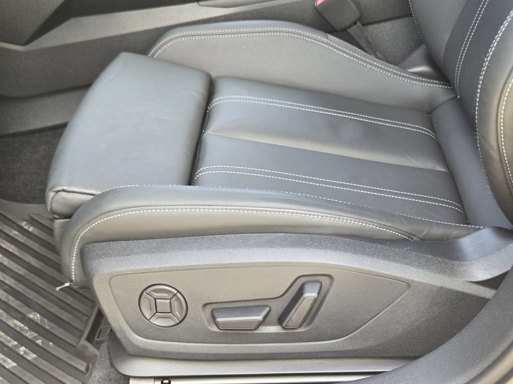 Used 2026 Audi A3 2.0T Premium Plus w/ Premium Plus Package AWD/4WD image 31