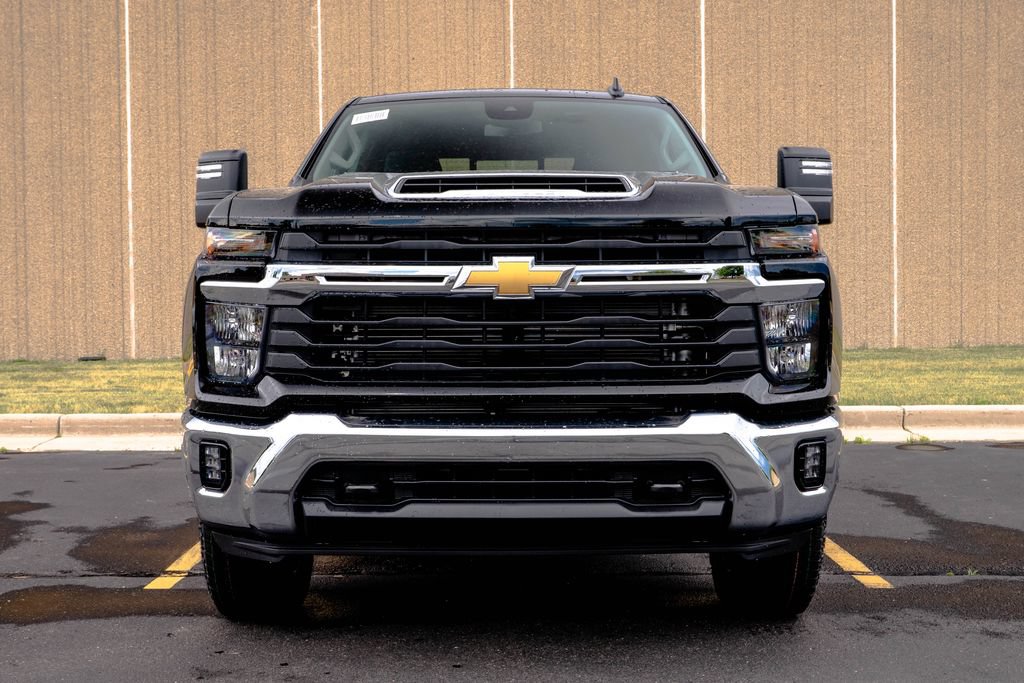 New 2026 Chevrolet Silverado 2500 LT w/ Convenience Package AWD/4WD image 3