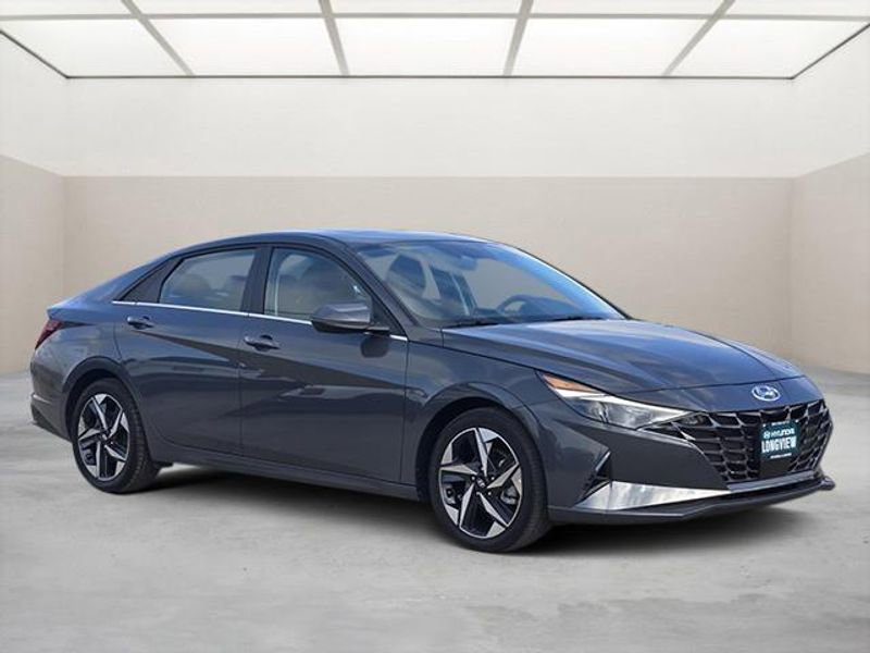 Used 2023 Hyundai Elantra Limited FWD image 1