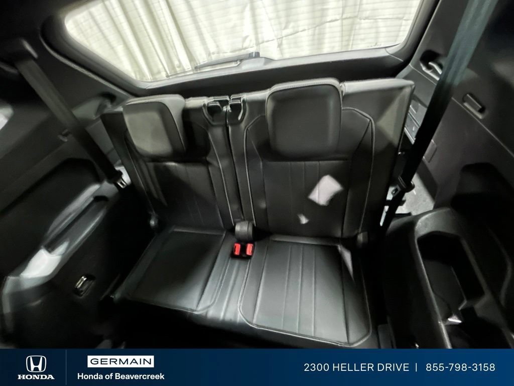Used 2022 Volkswagen Tiguan SE R-Line FWD image 29