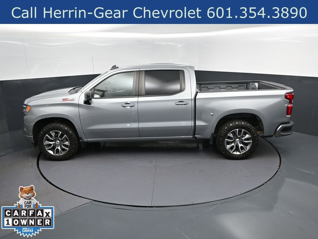 Used 2024 Chevrolet Silverado 1500 RST w/ Convenience Package II AWD/4WD image 33