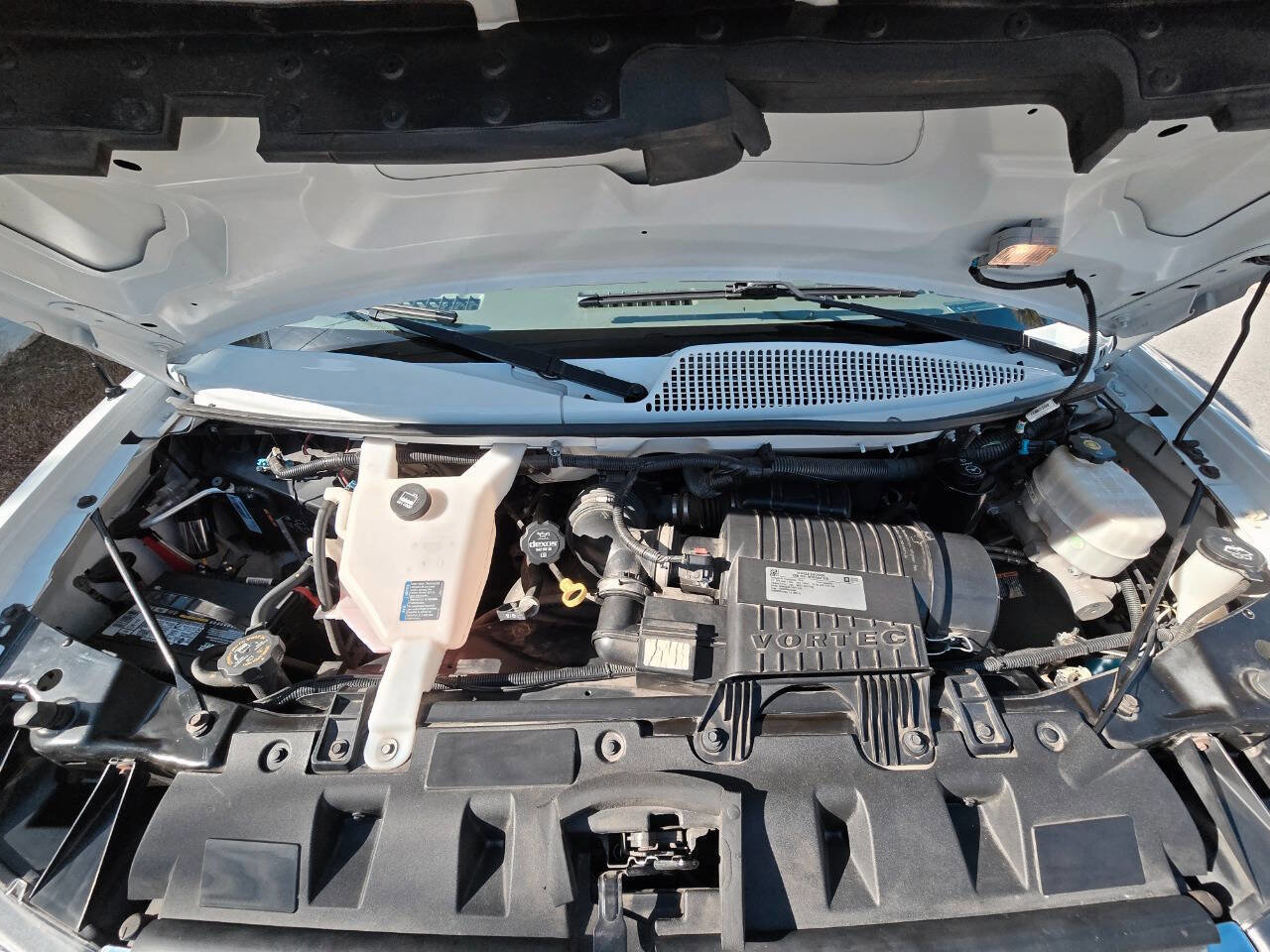 Used 2016 GMC Savana 2500 image 60