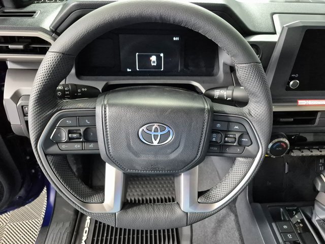 New 2025 Toyota Tacoma SR5 image 18